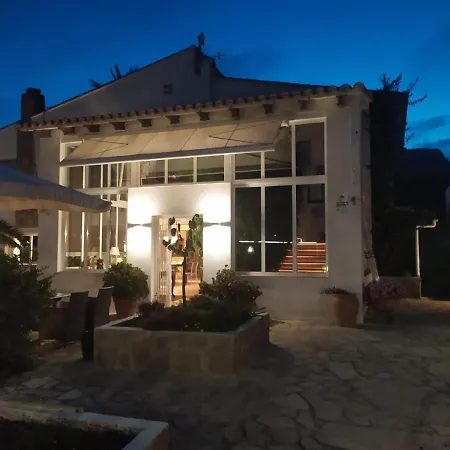 ゲストハウス Berg & Zon