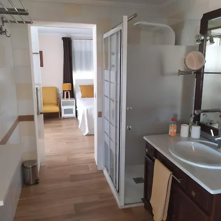 ゲストハウス Berg & Zon ガンディア