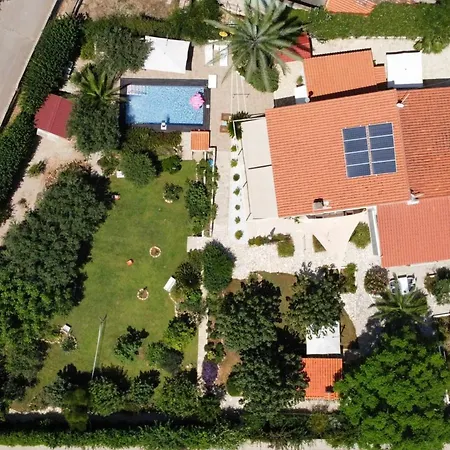 Berg & Zon 4* ガンディア